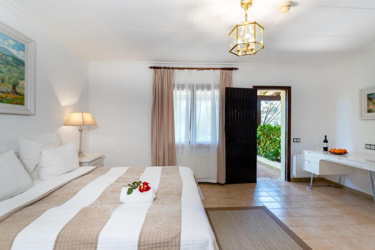 Finca Hotel Rural Predio Son Serra Can Picafort  Ngoại thất bức ảnh