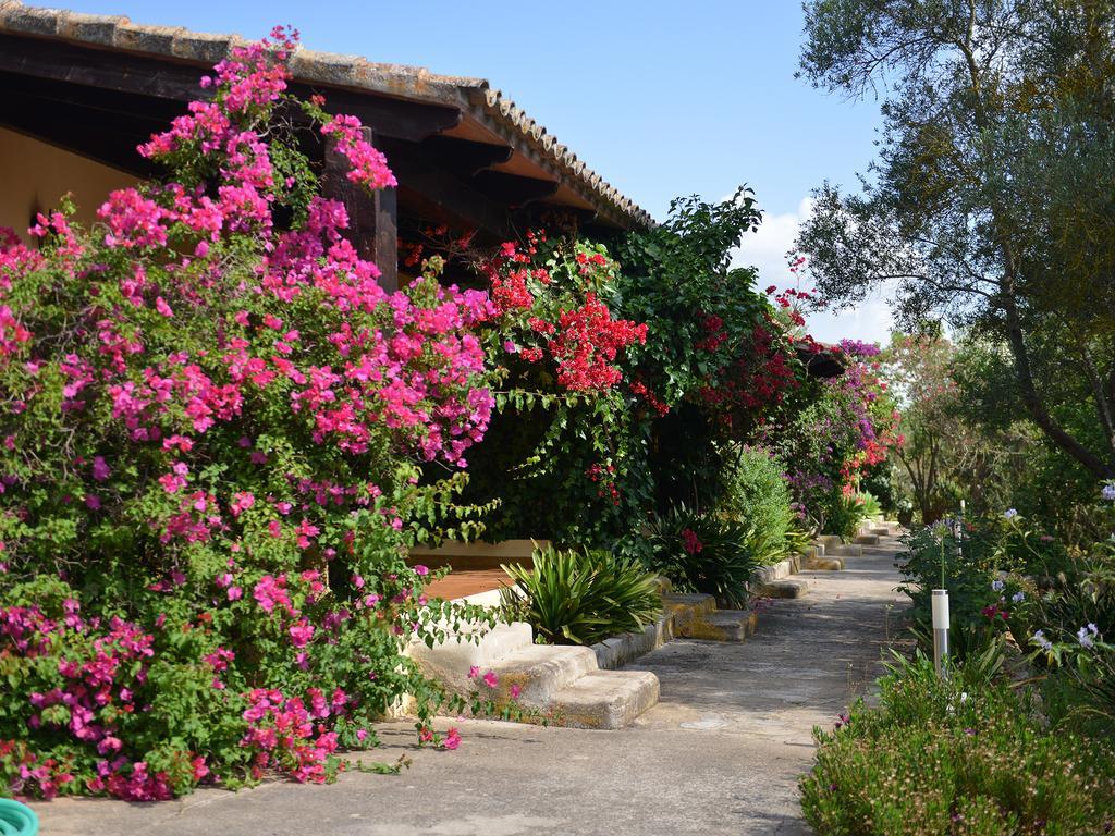 Finca Hotel Rural Predio Son Serra Can Picafort  Ngoại thất bức ảnh